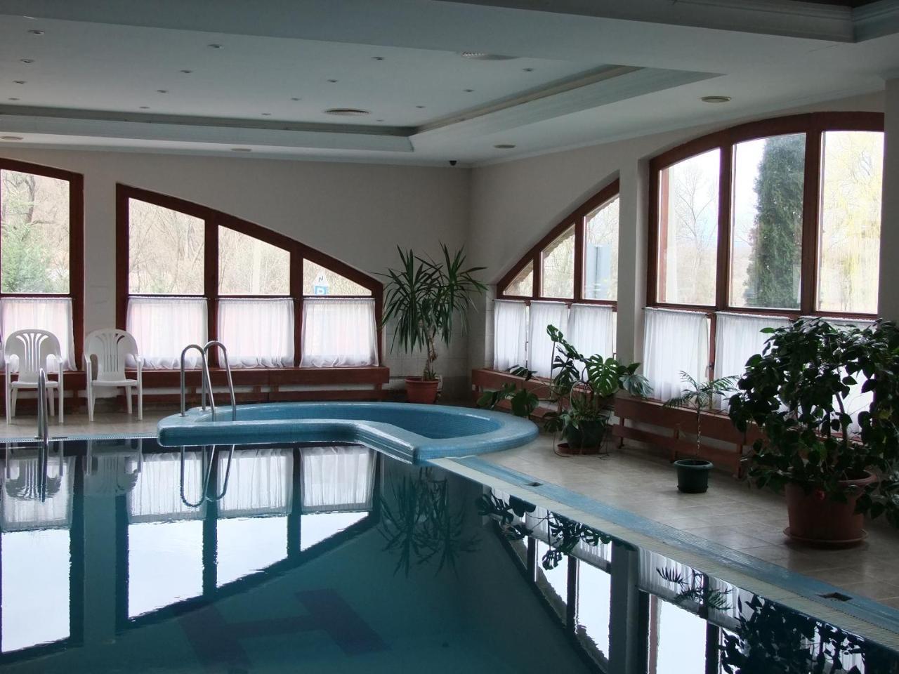 Hunor Hotel